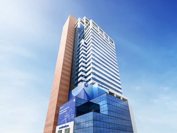 โมเดอร์นฟอร์ม ศรีนครินทร์