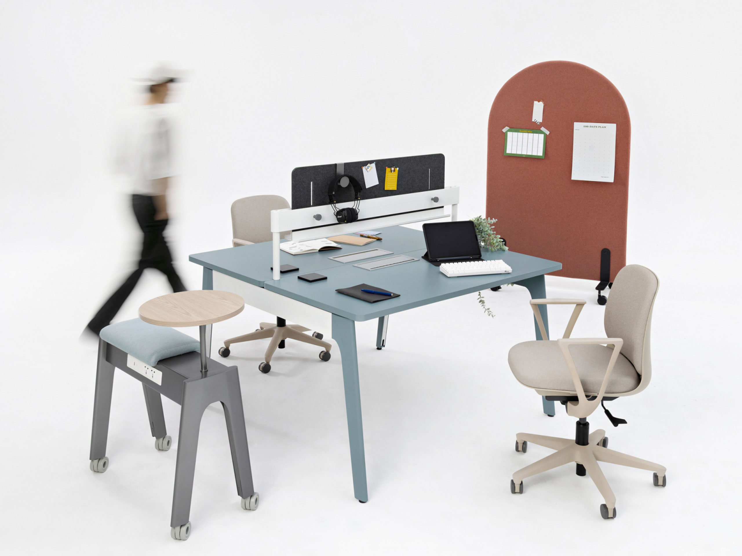 จัดพื้นที่ Hybrid Workplace